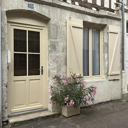 L'Annexe De L'Abbaye Apartamento Auxerre Exterior foto